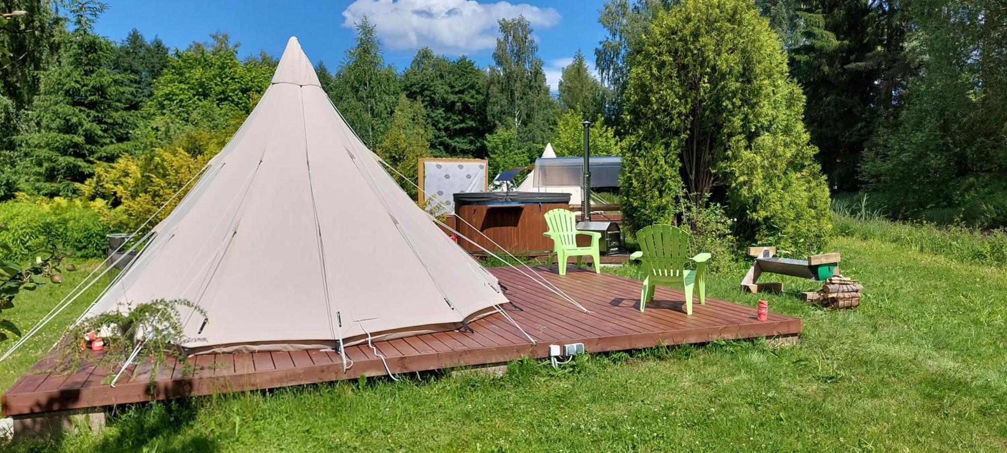 Glamping Fluffy Horns - Glempings Pukainie Ragi Hotel Plienciems Exterior photo